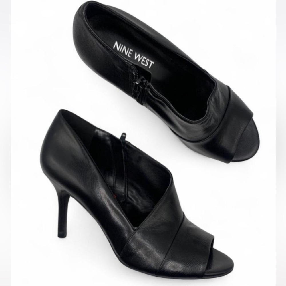 Nine West Womens Black Peep Toes Stiletto Heels size 5.5